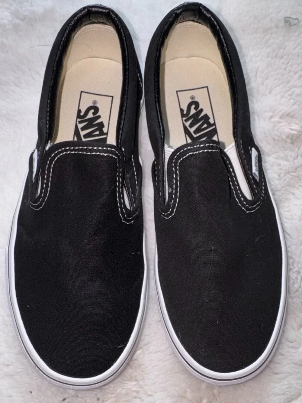 Vans Black Slip-On Sneakers — Women’s 5.5 / UK 3 / EU 35 - Picture 1 of 4